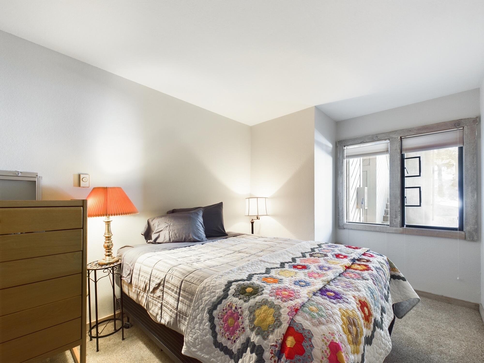 220 Picabo St 4A
