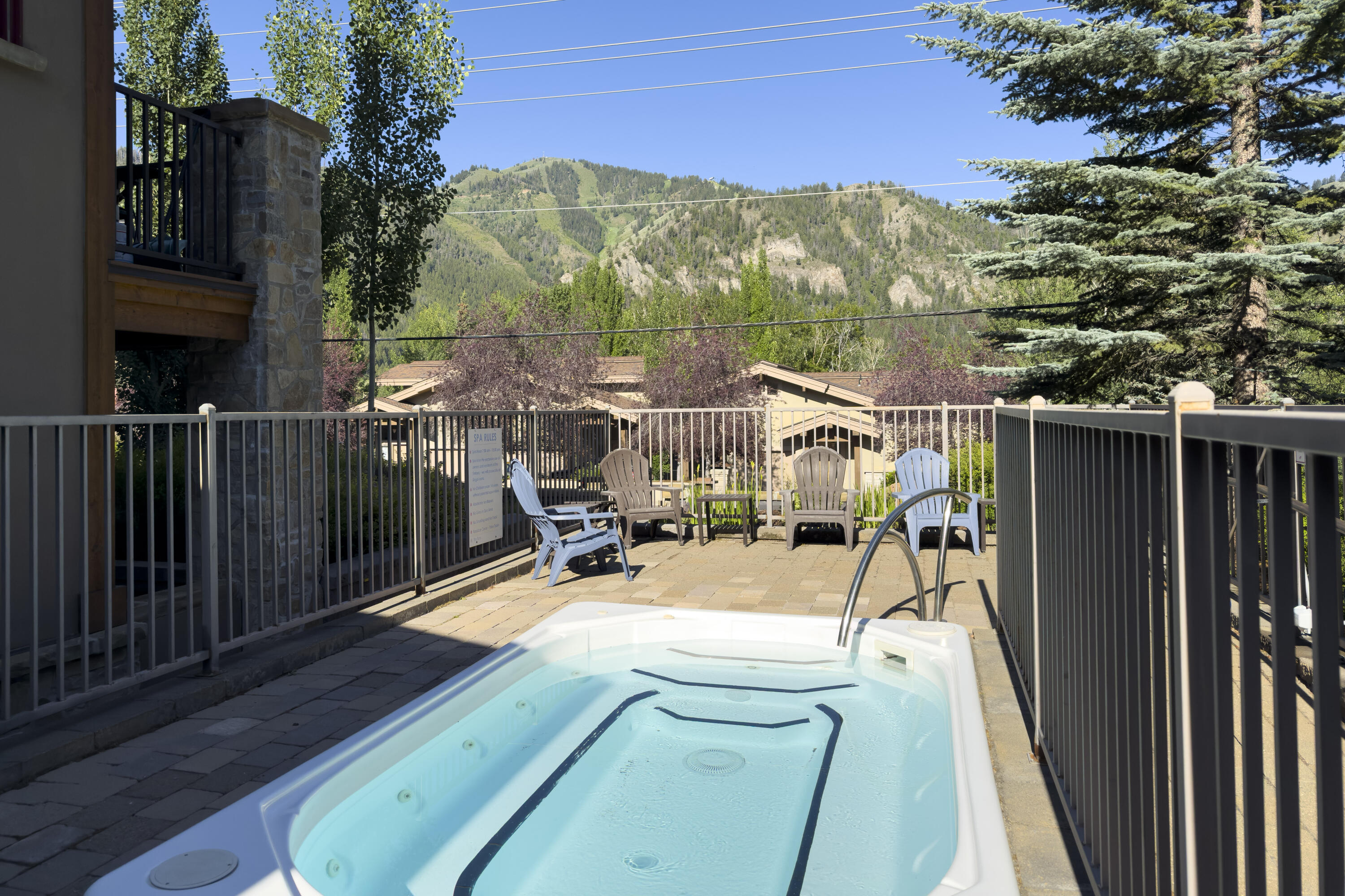 Ketchum, Idaho, 83340, United States, 4 Bedrooms Bedrooms, ,4 BathroomsBathrooms,Residential,Pending,2029764