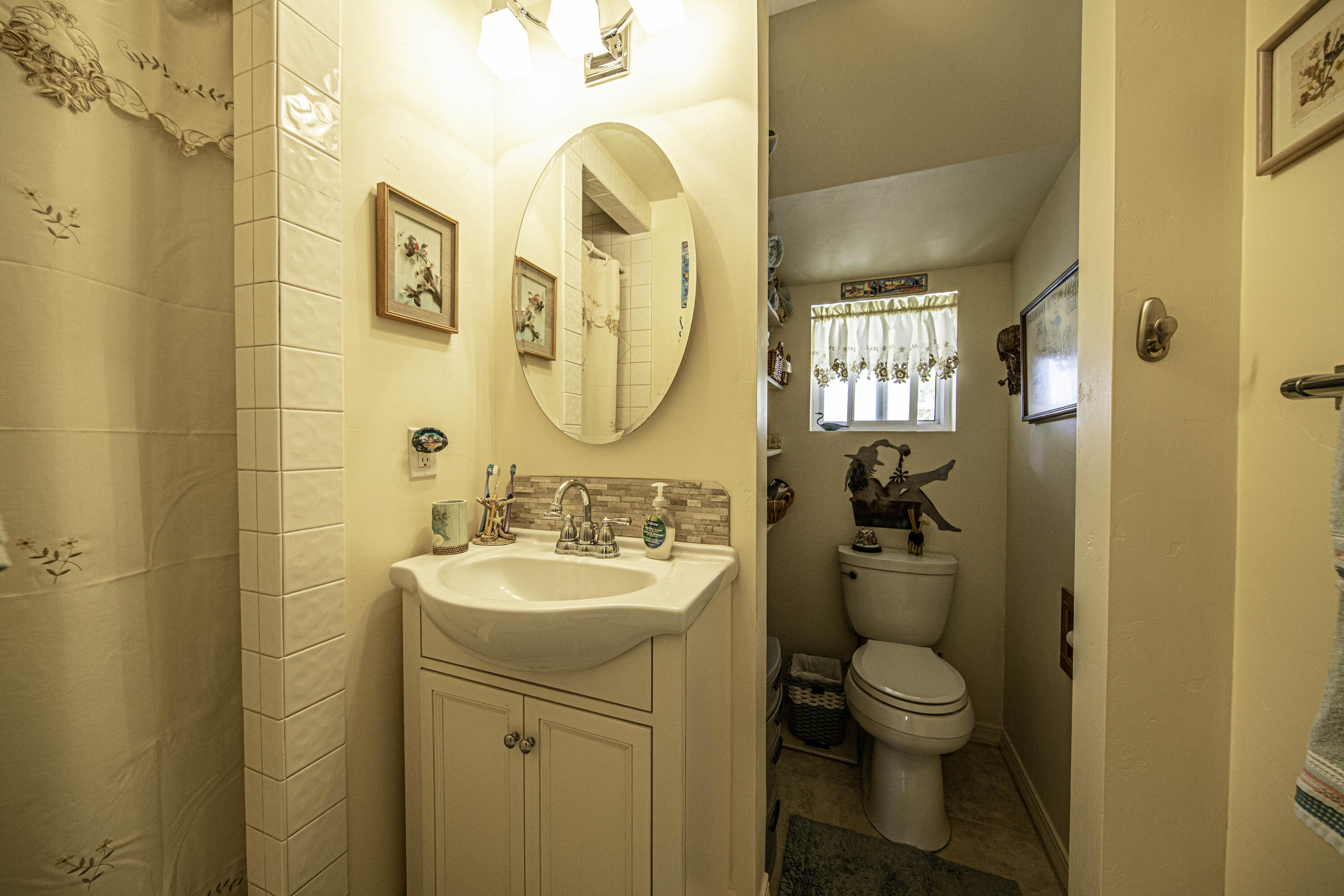 407 & 413 W Bullion St, Hailey, Idaho image 22