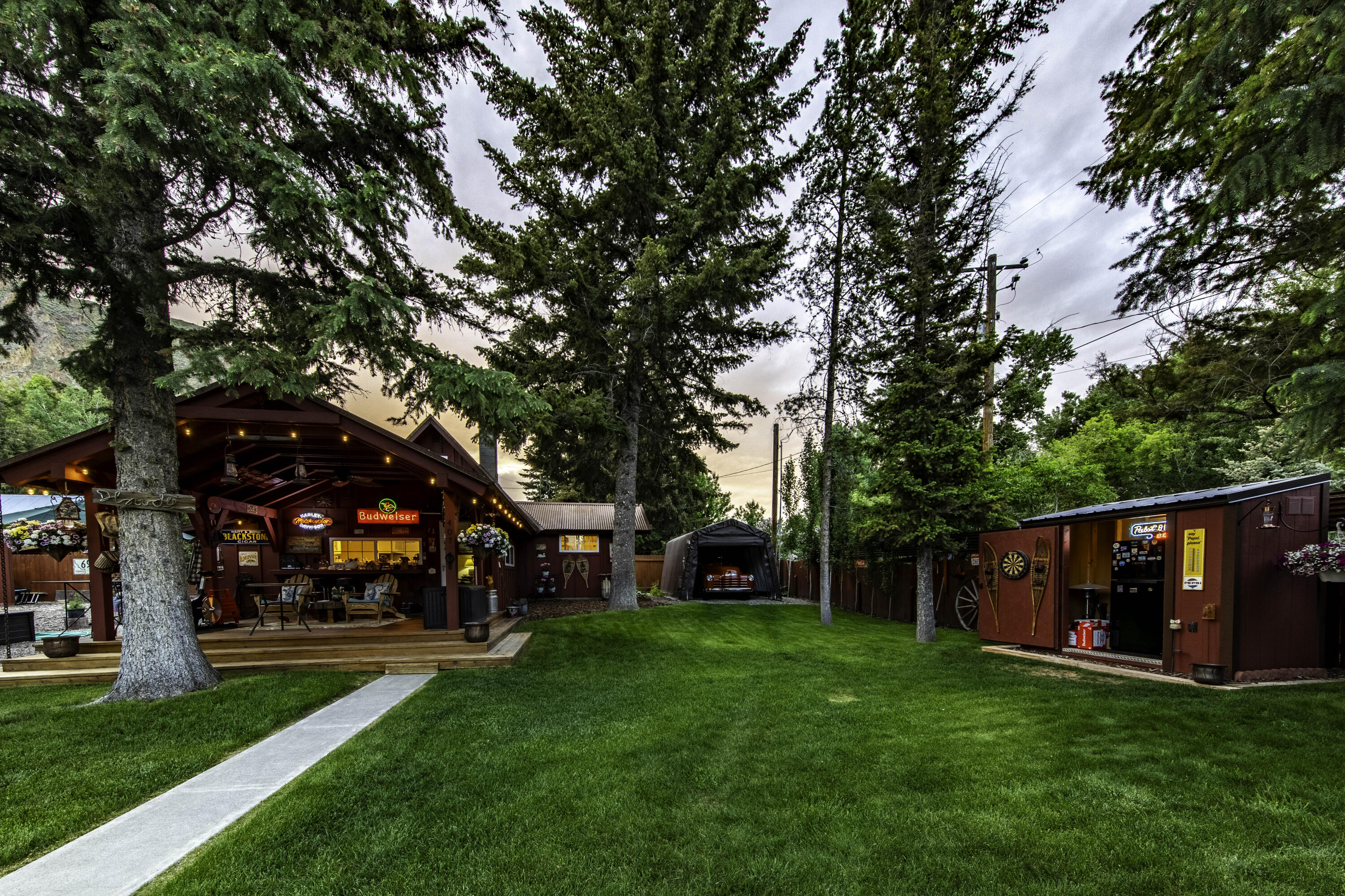 407 & 413 W Bullion St, Hailey, Idaho image 6