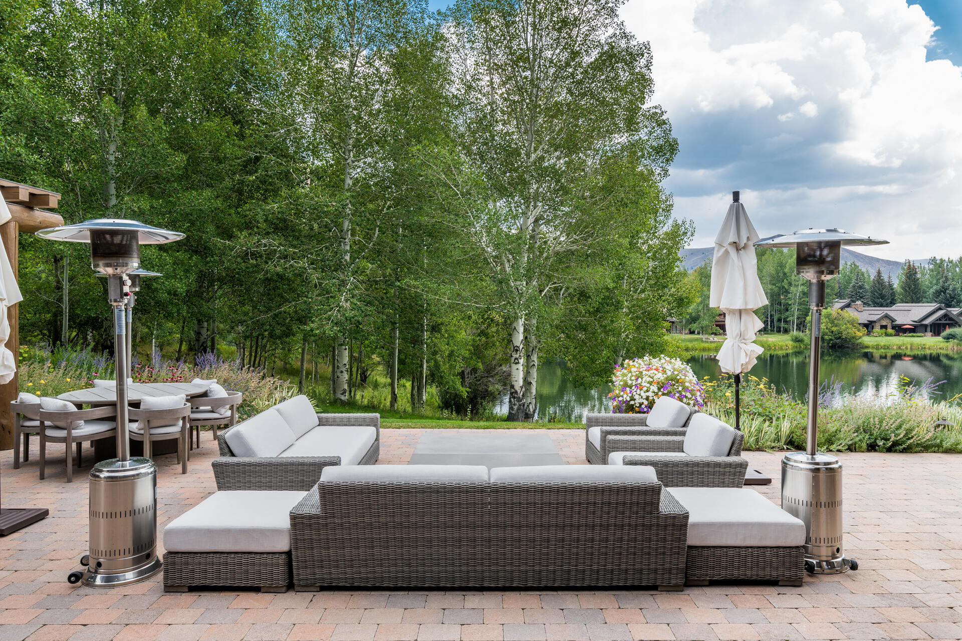 Outdoor Sitting Area