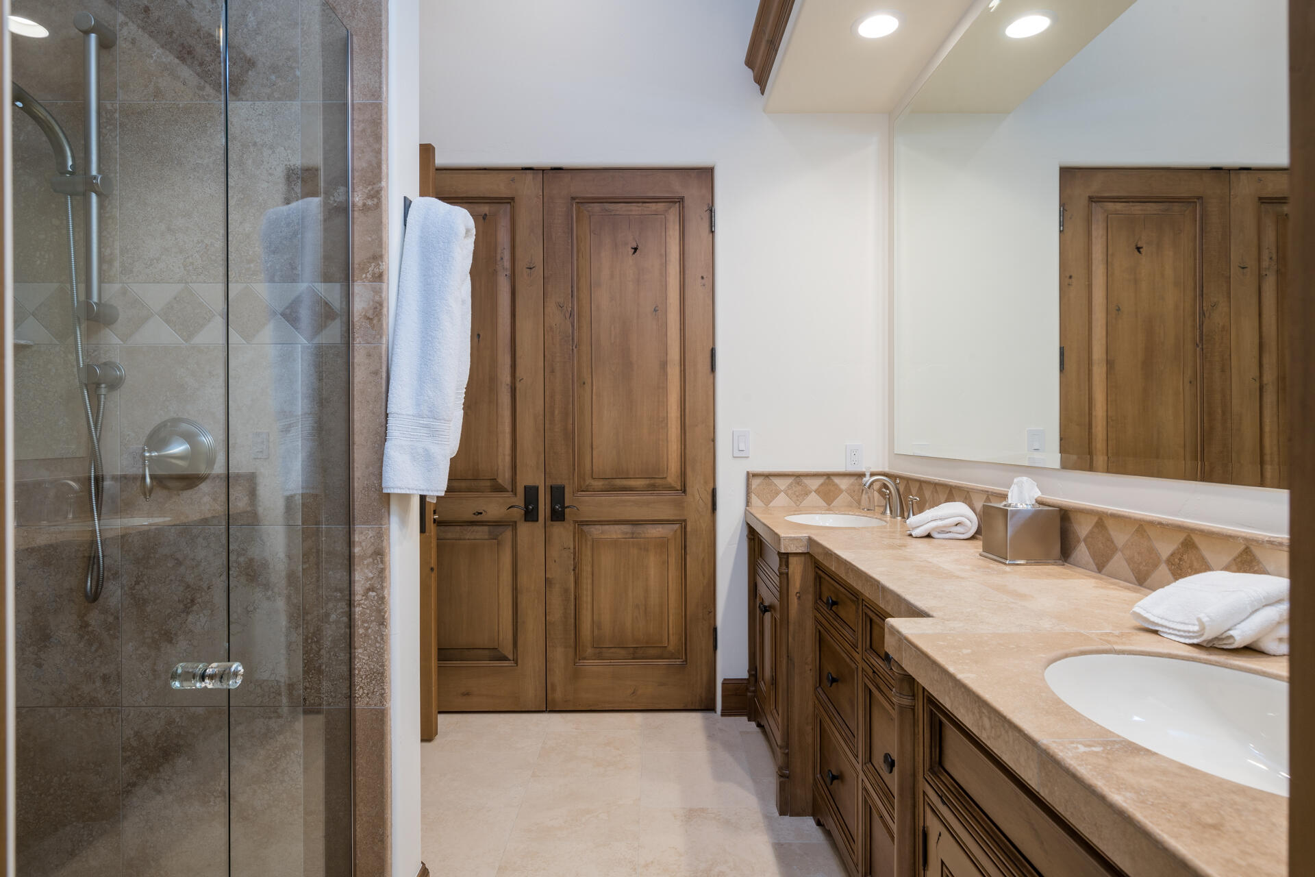 Bedroom two ensuite bath