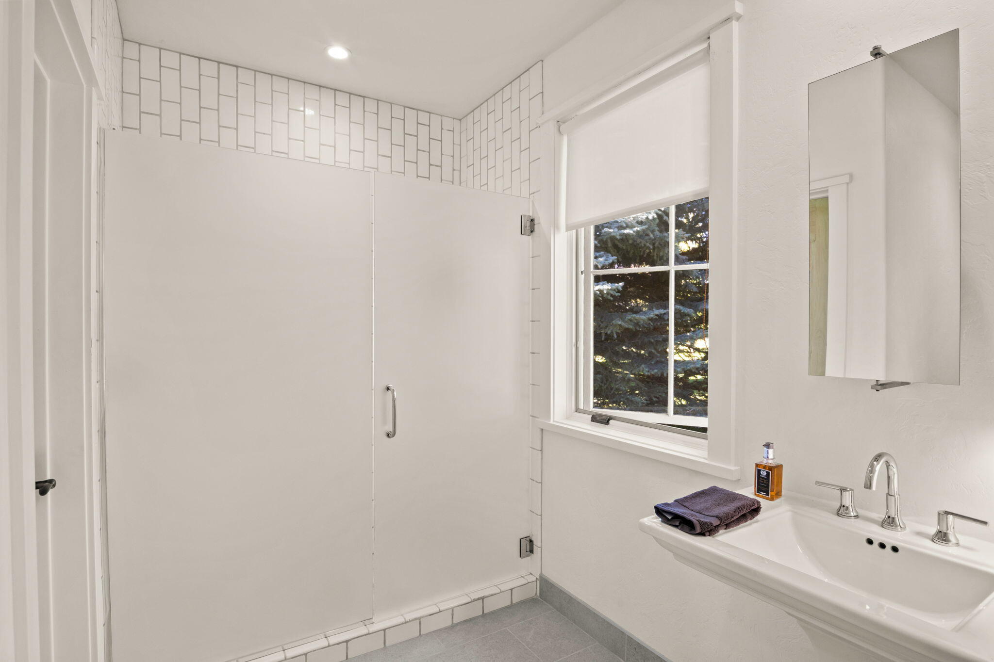 Hailey, Idaho 83333, United States, 3 Bedrooms Bedrooms, ,4 BathroomsBathrooms,Residential,Active,220936