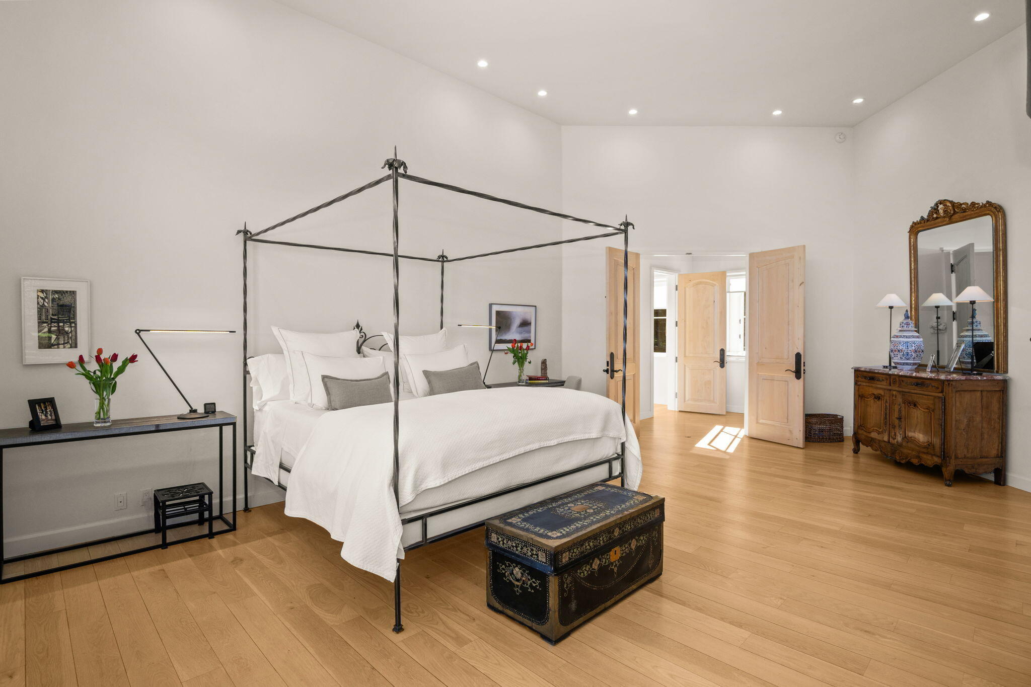 Hailey, Idaho 83333, United States, 3 Bedrooms Bedrooms, ,4 BathroomsBathrooms,Residential,Active,220936