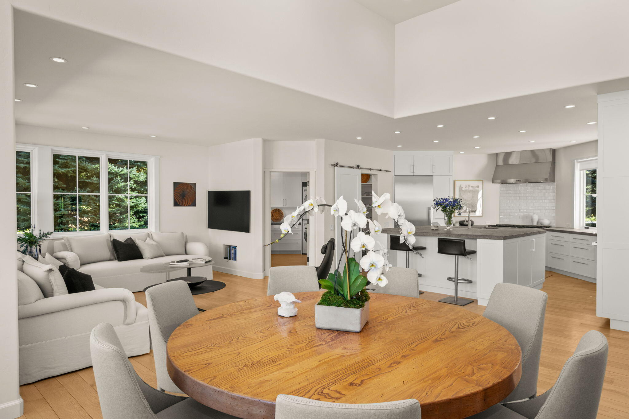 Hailey, Idaho 83333, United States, 3 Bedrooms Bedrooms, ,4 BathroomsBathrooms,Residential,Active,220936