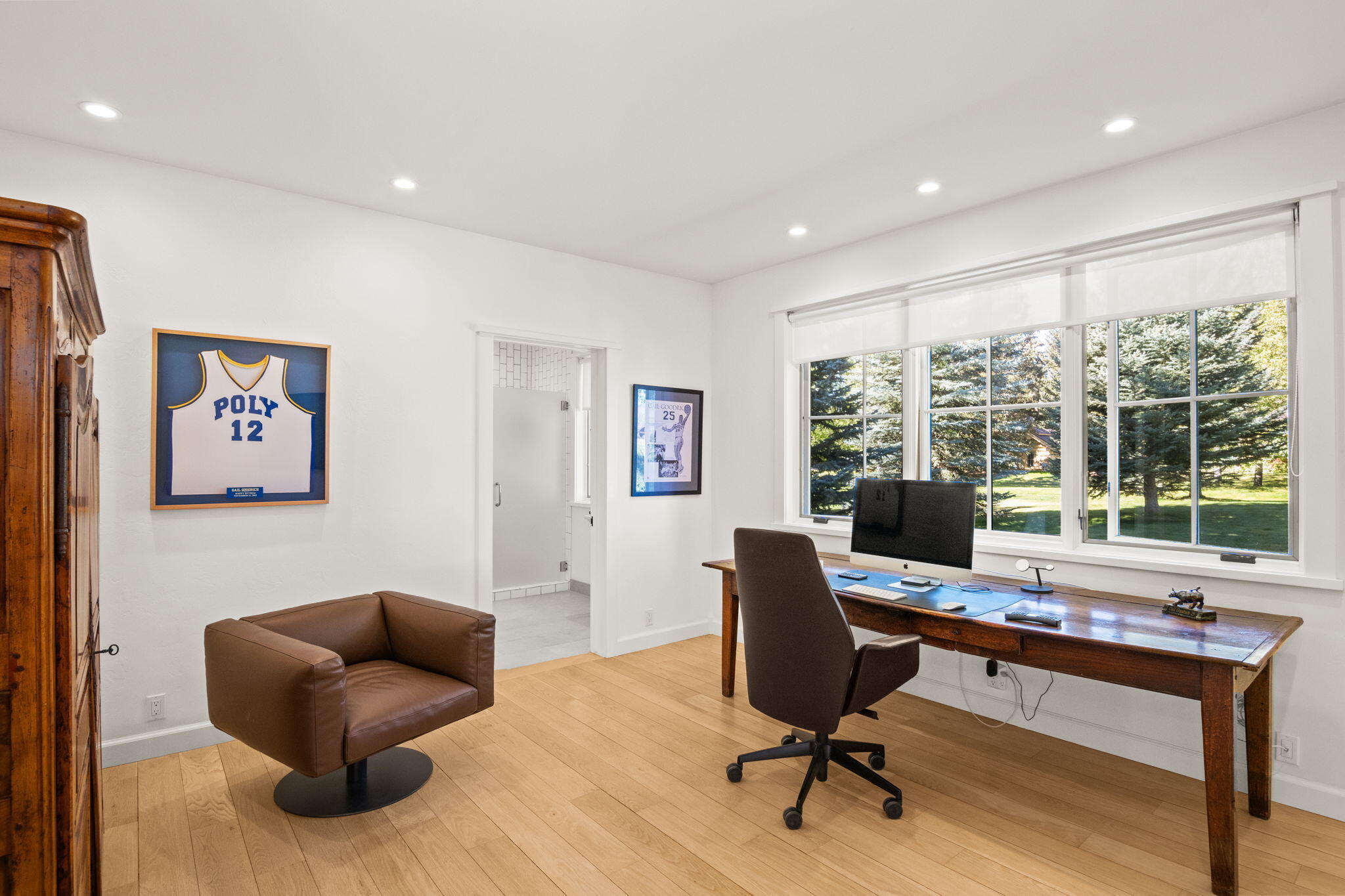 Hailey, Idaho 83333, United States, 3 Bedrooms Bedrooms, ,4 BathroomsBathrooms,Residential,Active,220936