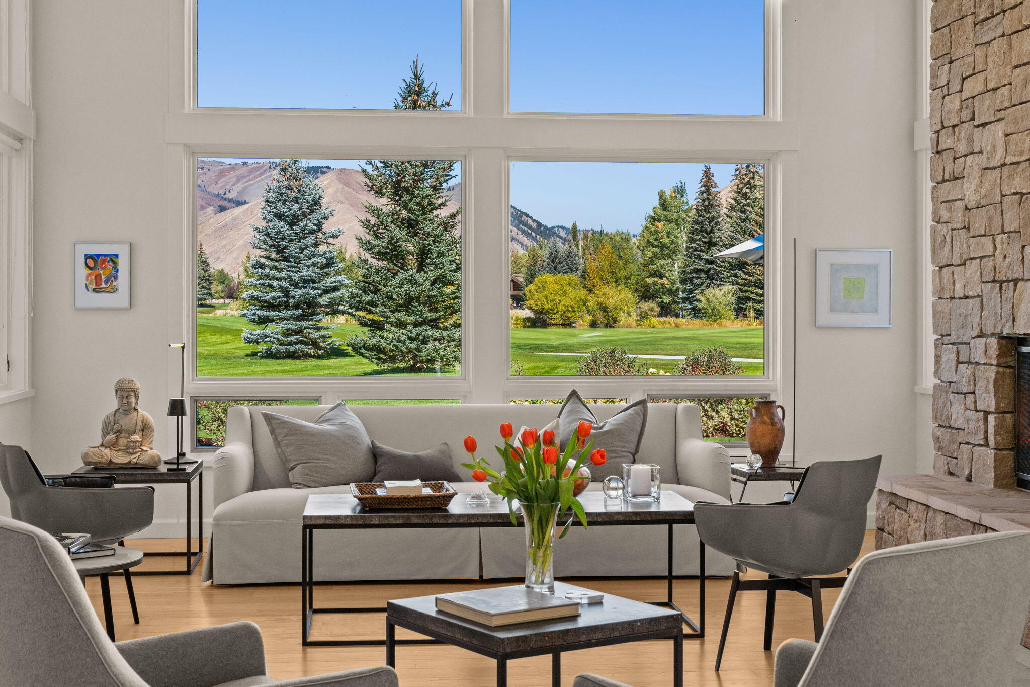 Hailey, Idaho 83333, United States, 3 Bedrooms Bedrooms, ,4 BathroomsBathrooms,Residential,Active,220936