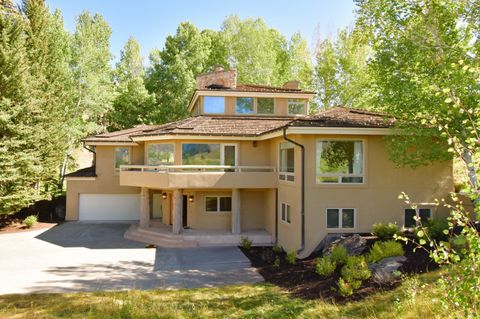 Photo of 226 Blue Bell Rd, Sun Valley, ID 83353 (MLS # 26-334348)
