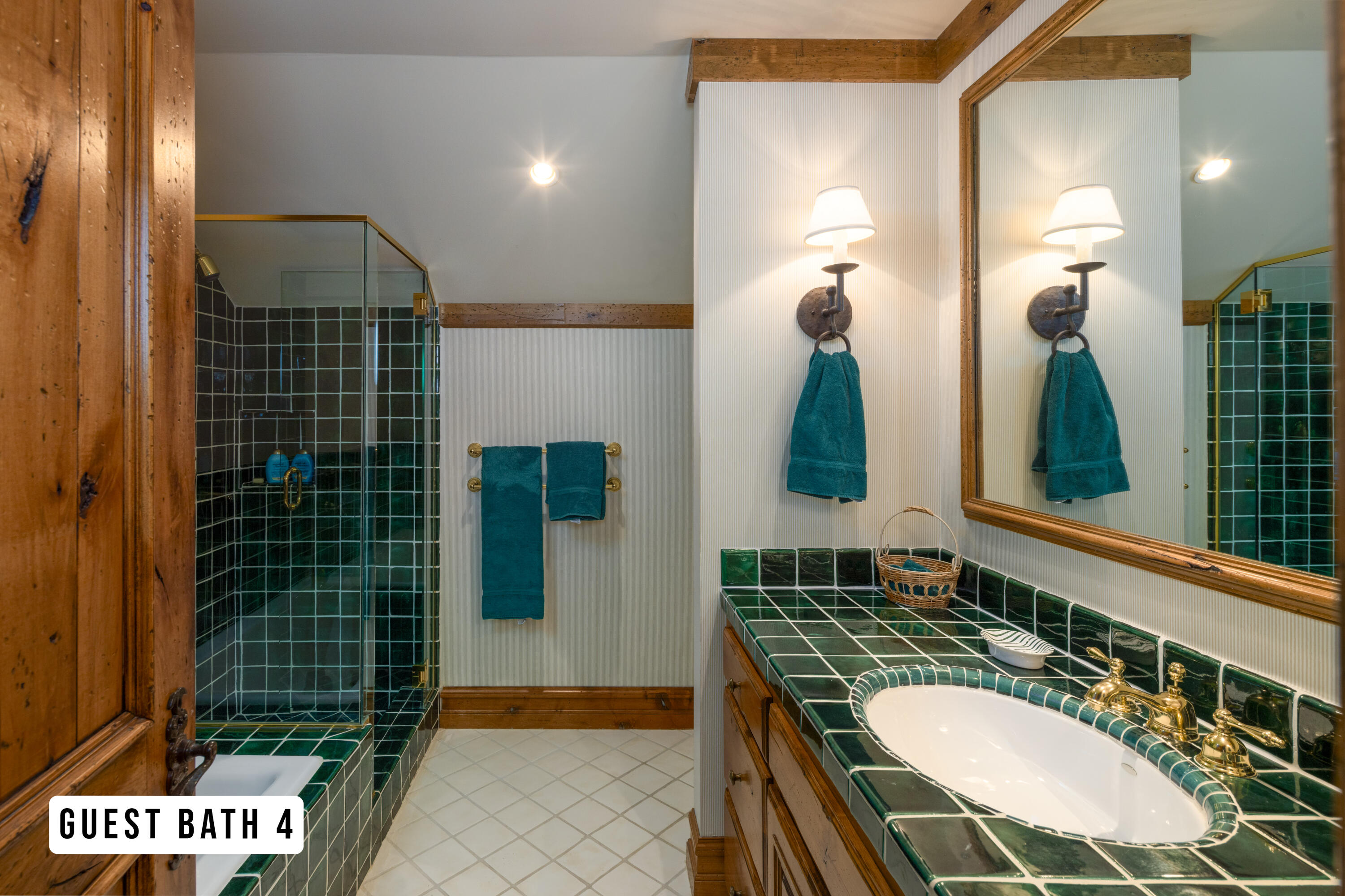 Guest Bath 4