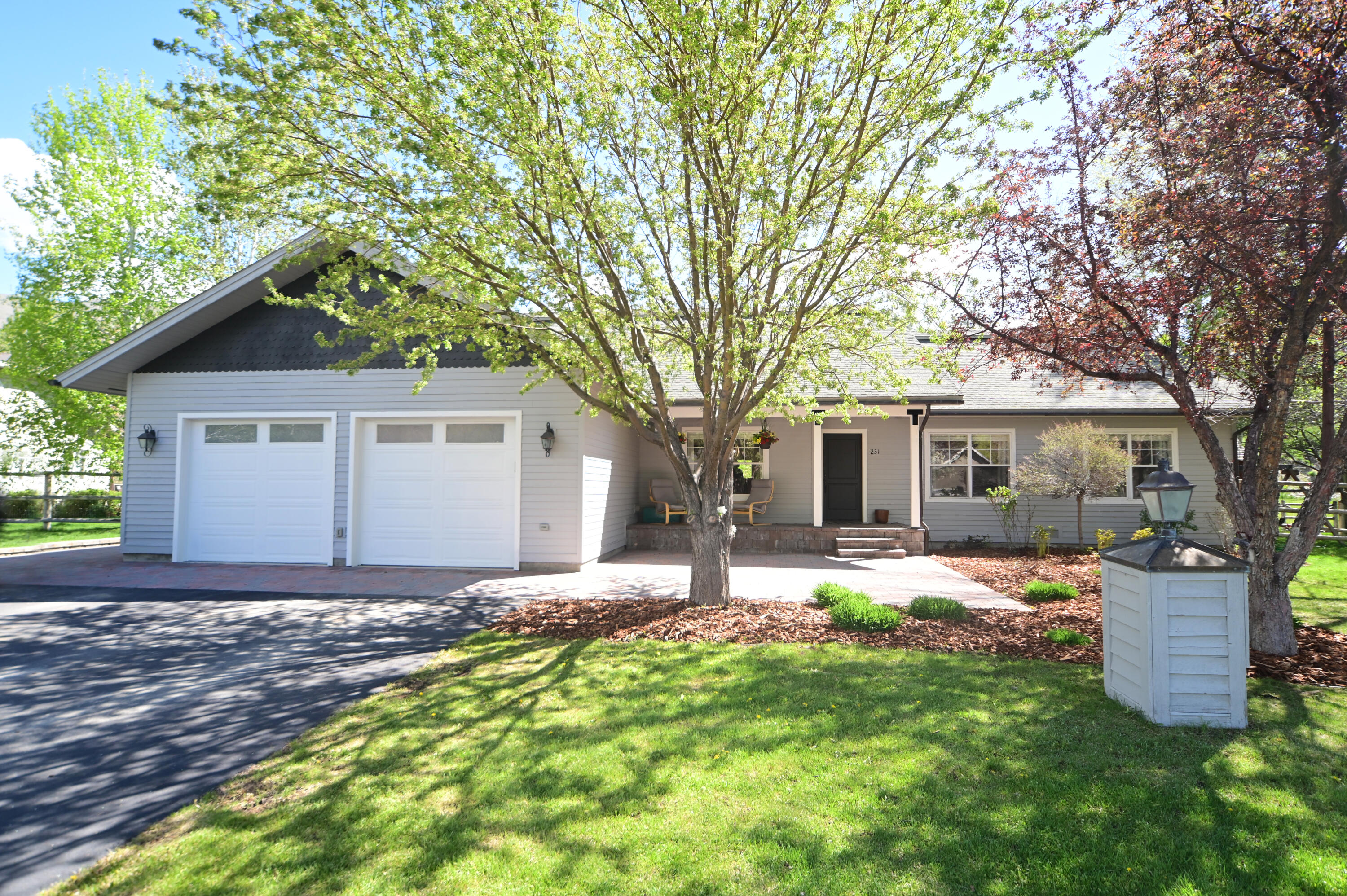 231 Tendoy St St, Bellevue, Idaho image 1