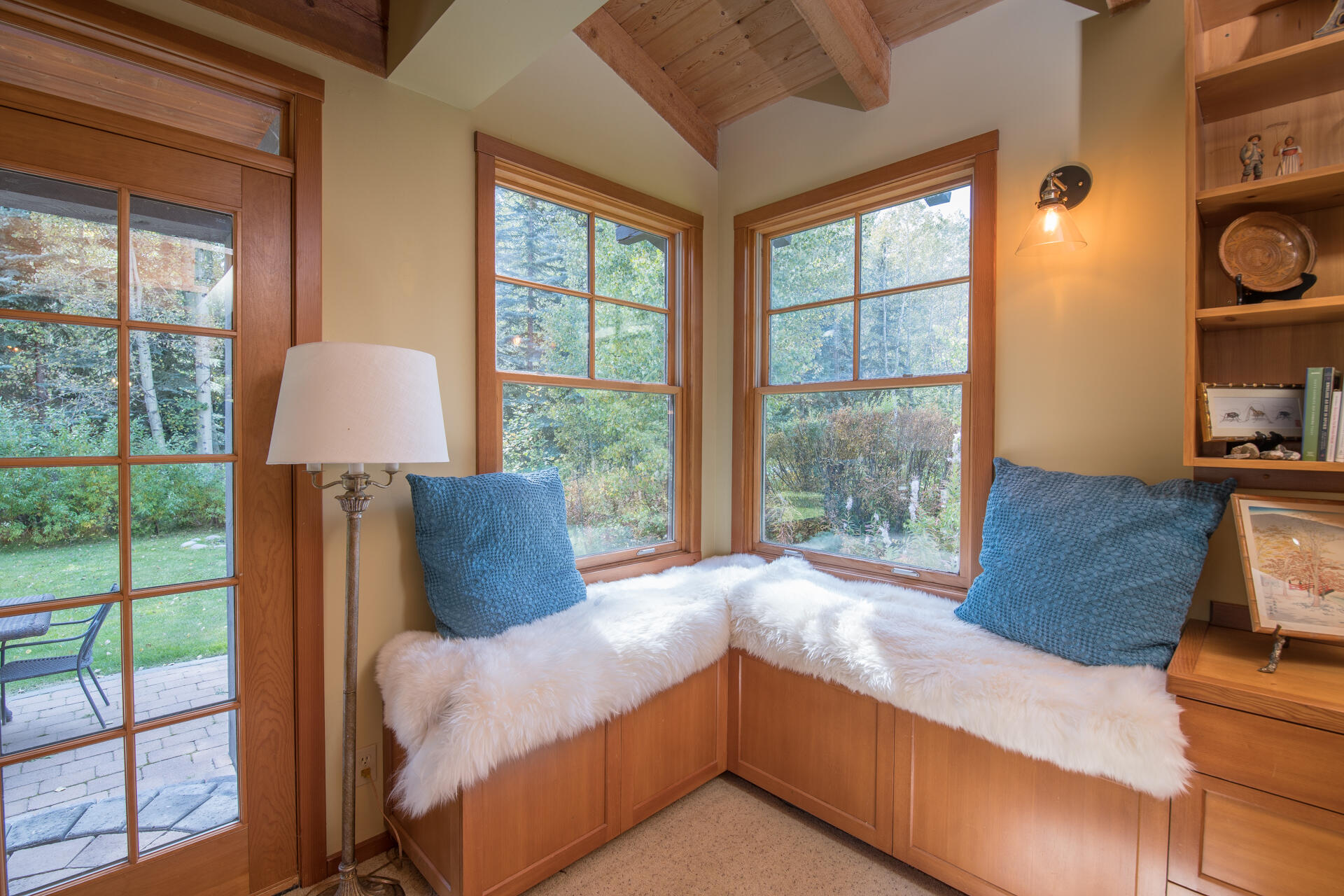 Blaine County, Idaho 83340, United States, 3 Bedrooms Bedrooms, ,3 BathroomsBathrooms,Residential,Pending,70211