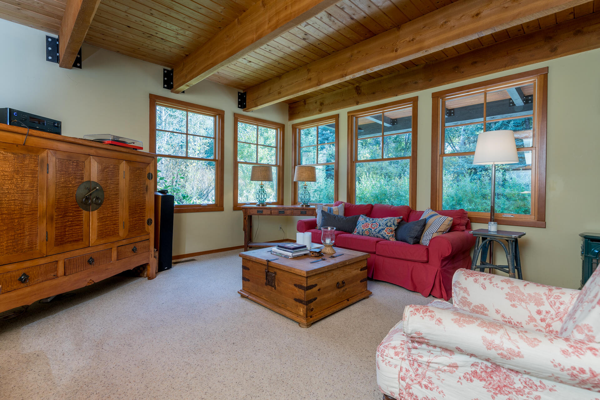 Blaine County, Idaho 83340, United States, 3 Bedrooms Bedrooms, ,3 BathroomsBathrooms,Residential,Pending,70211