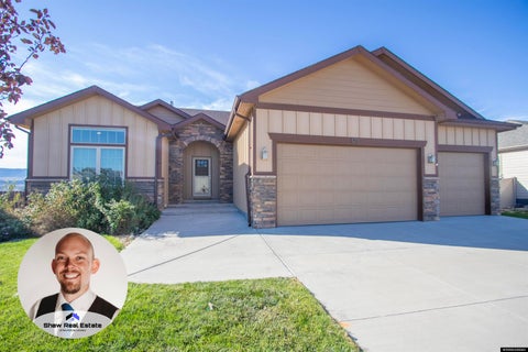 Photo of 1211 Prairie River Drive, Casper, WY 82604 (MLS # 20264383)