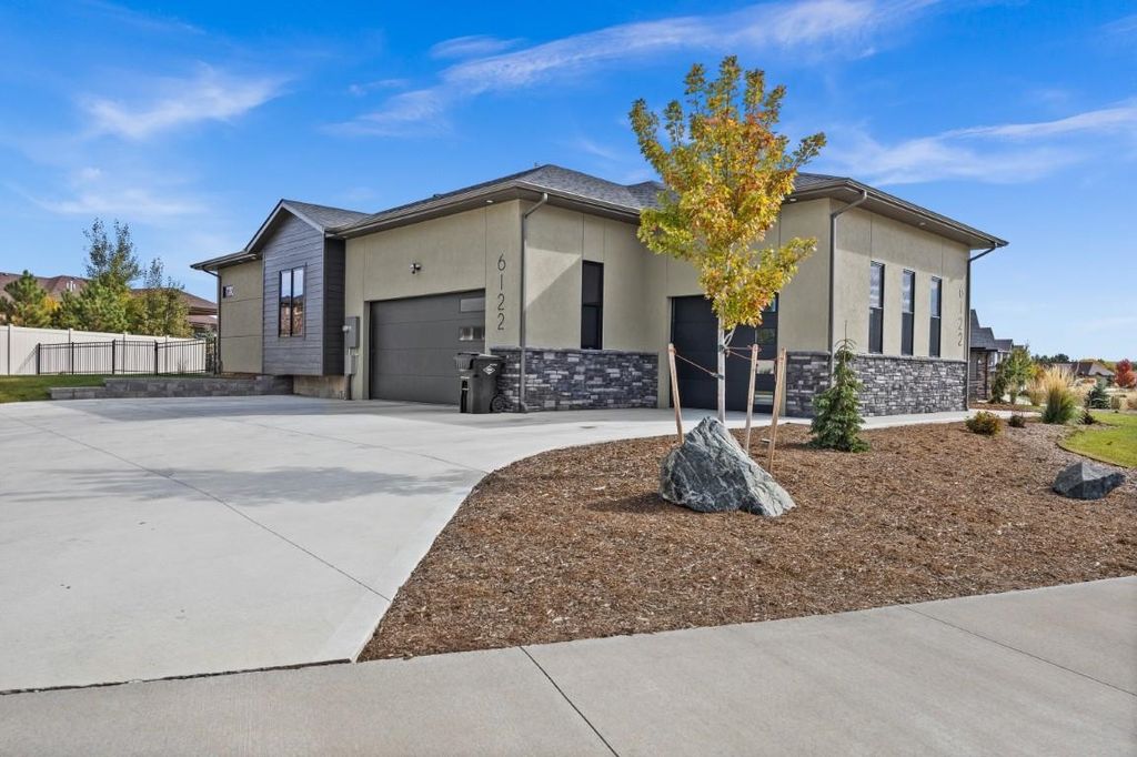 Photo of 6122 River Park Drive, Casper, WY 82604 (MLS # 20261148)