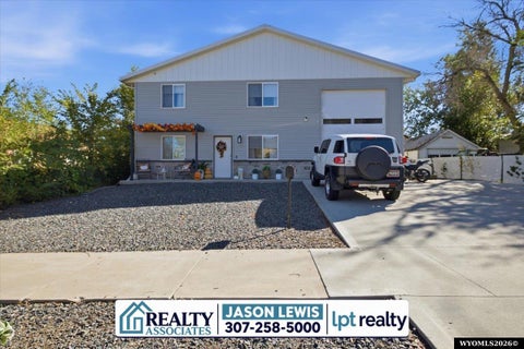 Photo of 133 N Melrose Street, Casper, WY 82601 (MLS # 20265054)
