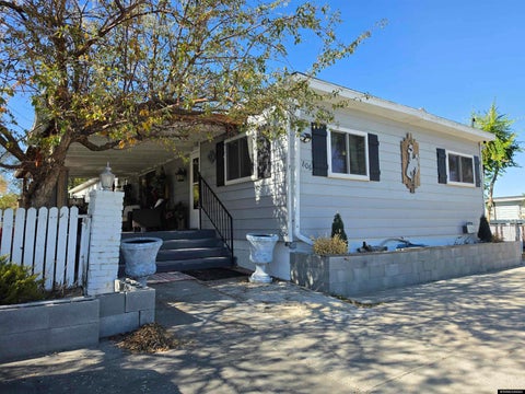 Photo of 806 2nd Ave West Street, Rock Springs, WY 82901 (MLS # 20265060)