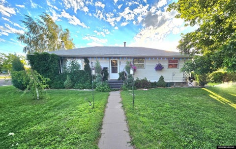 Photo of 586 S Day St, Powell, WY 82435 (MLS # 20264987)
