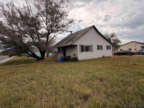 Photo of 104 E LINCOLN ST, Lyman, WY 82937 (MLS # 20264858)