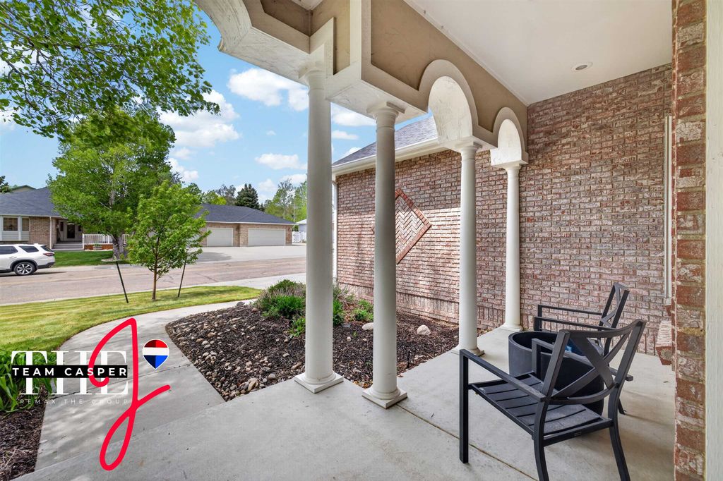 Photo of 1919 Miracle Dr, Casper, WY 82609 (MLS # 20262275)