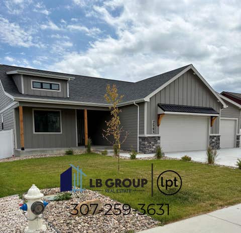 Photo of 2565 Heathrow Avenue, Casper, WY 82609 (MLS # 20261629)