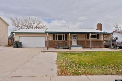 Photo of 217 S Wind River Dr, Douglas, WY 82633 (MLS # 20261439)