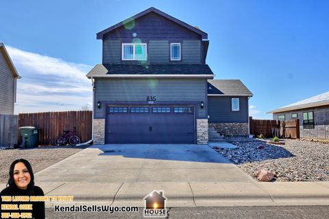 Photo of 835 Flicker St, Douglas, WY 82633 (MLS # 20261406)