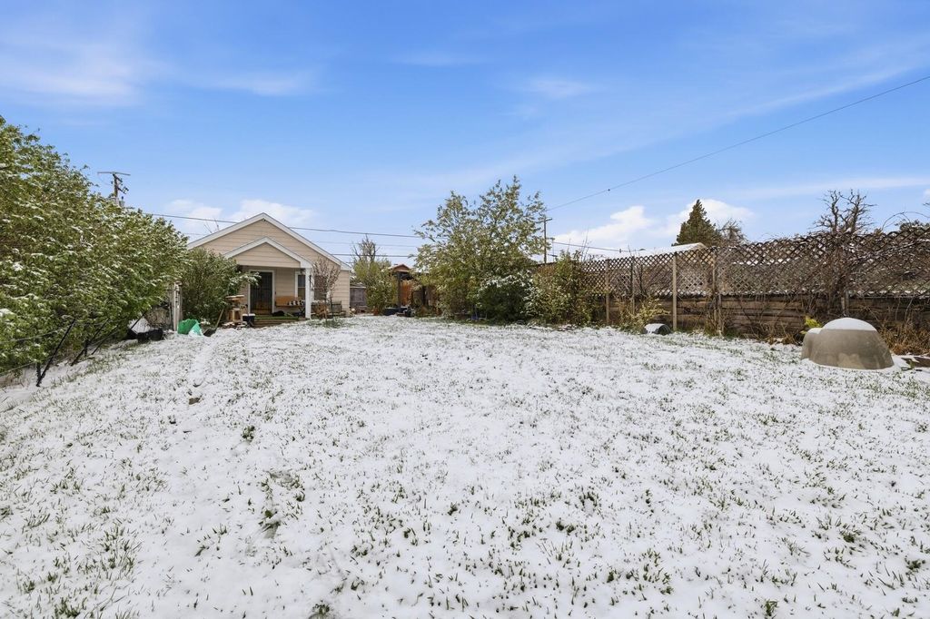 Photo of 1114 S Jackson St, Casper, WY 82601 (MLS # 20261928)