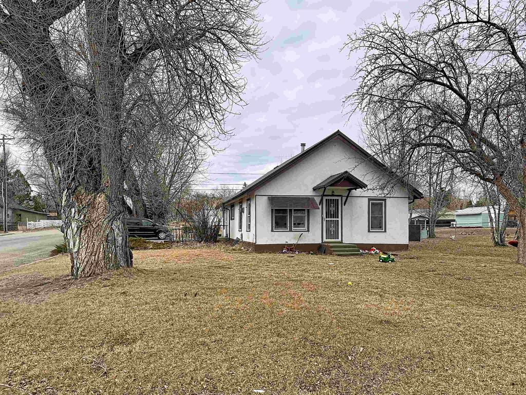 Photo of 710 N Burritt Ave, Buffalo, WY 82834 (MLS # 20260906)
