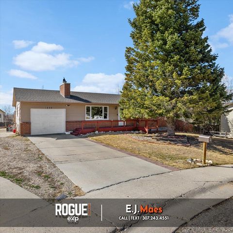 Photo of 1000 Sussex, Casper, WY 82609 (MLS # 20261209)