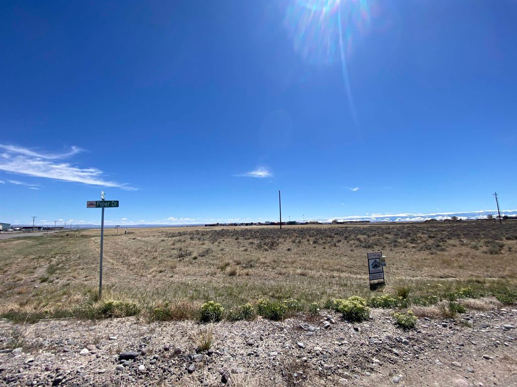 Photo of Piper Dr/Airport Rd Lot 5, Riverton, WY 82501 (MLS # 20262116)