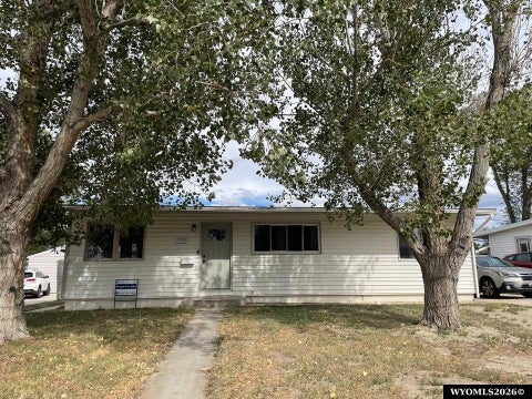 Photo of 2005 Laramie Avenue, Casper, WY 82601 (MLS # 20264519)
