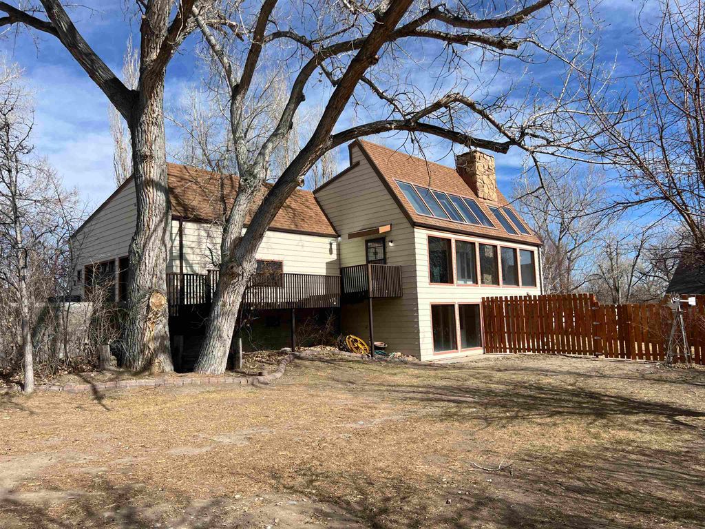 Photo of 111 Big Bend Avenue, Riverton, WY 82501 (MLS # 20260950)
