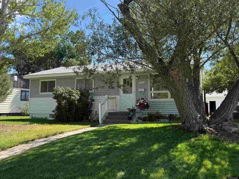 Photo of 521 N 16th E. ST, Riverton, WY 82501 (MLS # 20263328)