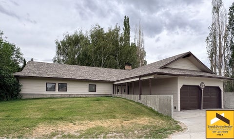 Photo of 19 Burma Road, Riverton, WY 82501 (MLS # 20262833)