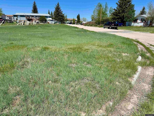 116 MEADOWLARK DR, HANNA, WY 82327 - Image 23d8f7b3564a7bb3d3eac2d67a259619/413279215