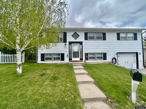 104 Judy Lee, Thermopolis, WY 82443 - #: 20242070