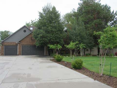 Photo of 163 Sunflower St, Casper, WY 82604 (MLS # 20263169)