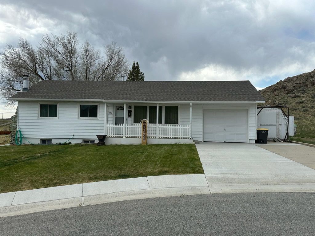Photo of 340 La Paloma Drive, Rawlins, WY 82301 (MLS # 20262290)