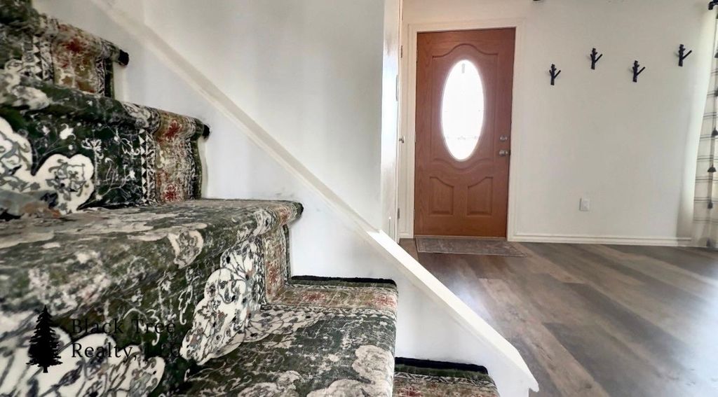 Photo of 4421 S Ash St, Casper, WY 82601 (MLS # 20261852)