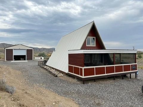 Photo of 14 Eldeana Drive, Shoshoni, WY 82443 (MLS # 20260675)