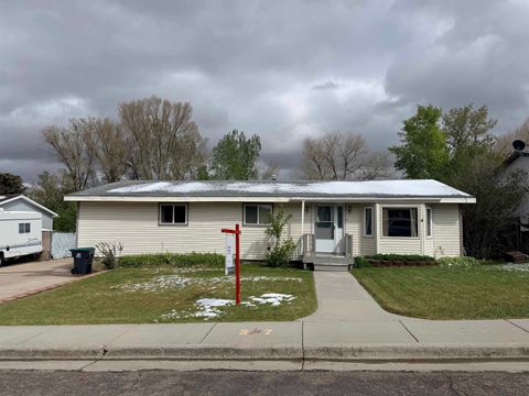 Photo of 530 Juniper Street St, Green River, WY 82935 (MLS # 20262378)