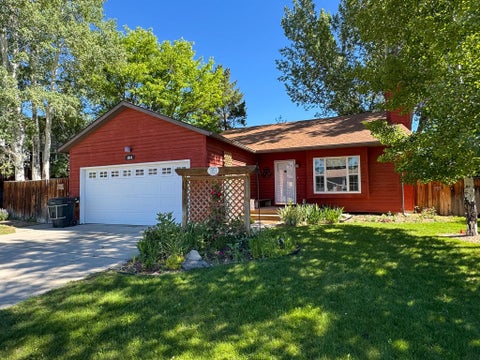 Photo of 3804 Tam-O-Shanter Drive, Riverton, WY 82501 (MLS # 20262926)