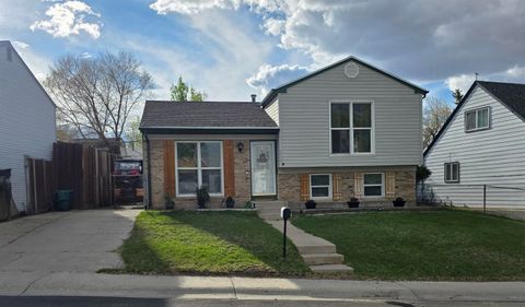Photo of 1745 South Carolina DR, Green River, WY 82935 (MLS # 20262428)