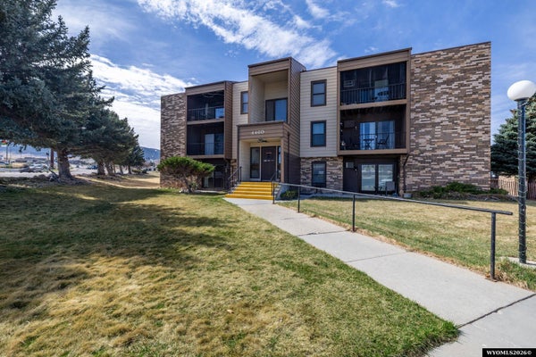 4460 S POPLAR ST UNIT 204, CASPER, WY 82601 - Image 2ff4a3ac063c19e541bcee9769ec4e63/2146638252