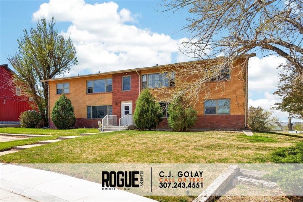 Photo of 2044 Westwood Hill Hl, Casper, WY 82604 (MLS # 20262151)
