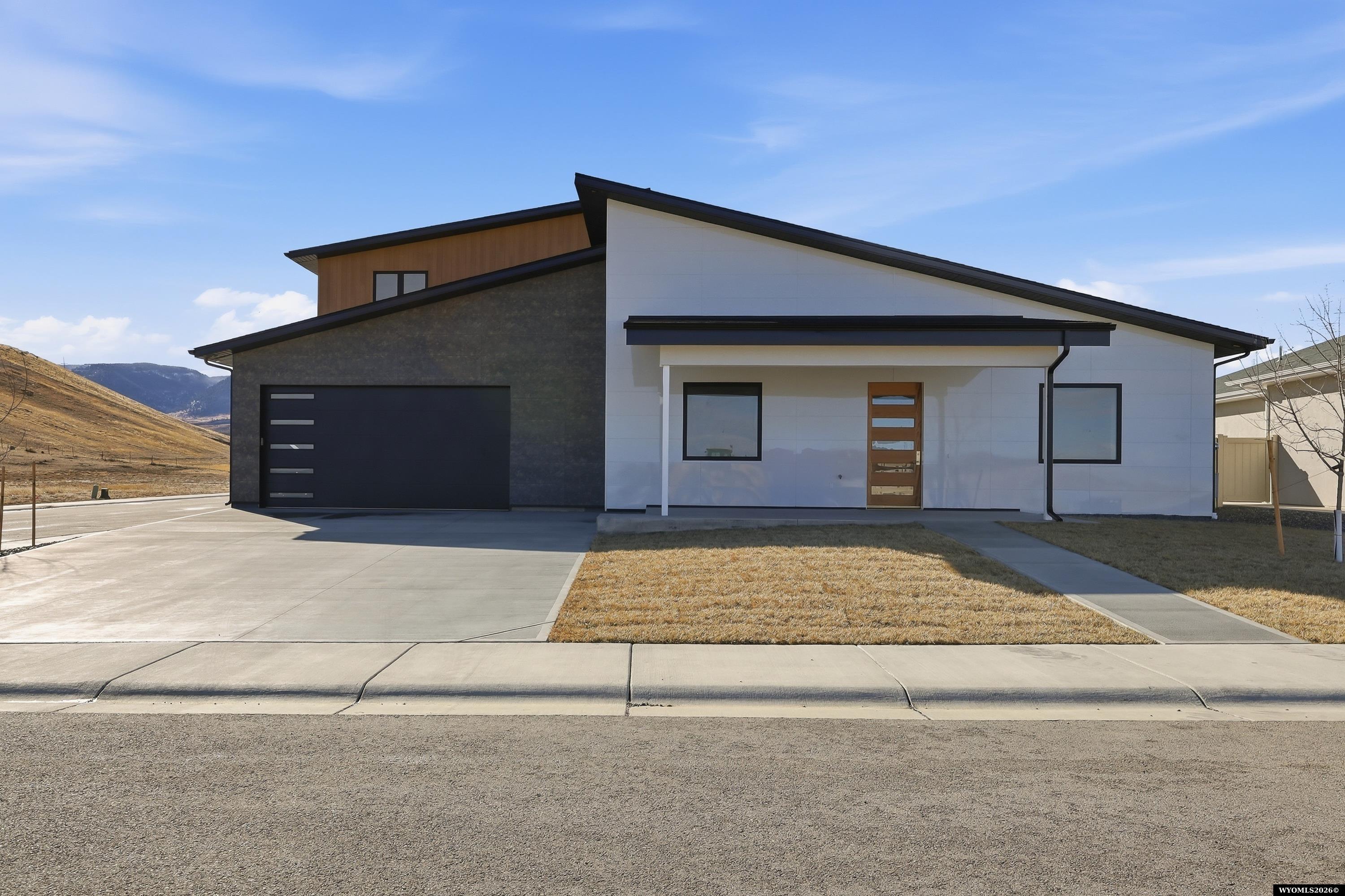 3119 Palmer Dr, Casper, WY, 82601, USA, 4 Bedrooms Bedrooms, ,3 BathroomsBathrooms,Residential,Active,3119 Palmer Dr,20260748