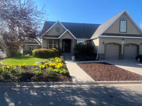 Photo of 352 River Bend Drive, Mountain View, WY 82939 (MLS # 20261927)