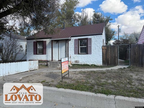 Photo of 1145 N Jackson ST, Casper, WY 82601 (MLS # 20265318)