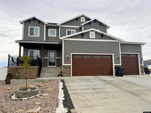 Photo of 1124 Dawning Drive, Rock Springs, WY 82901 (MLS # 20265270)
