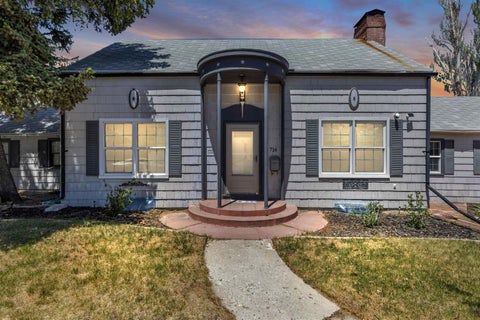Photo of 716 B St, Rock Springs, WY 82901 (MLS # 20262843)